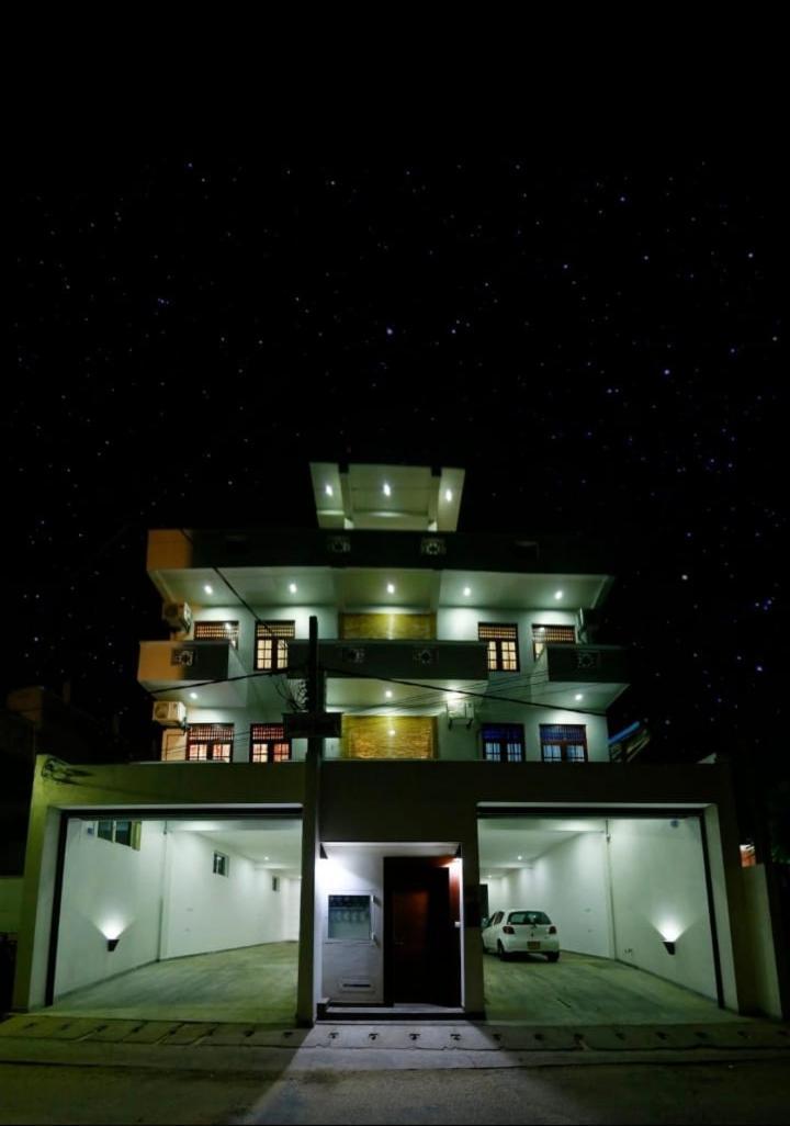 Orchidee Apartments Dehiwala-Mount Lavinia Bagian luar foto