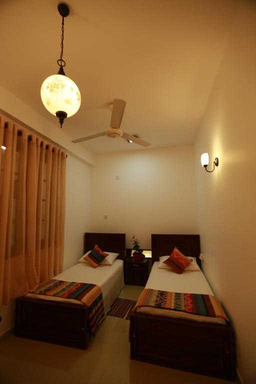 Orchidee Apartments Dehiwala-Mount Lavinia Bagian luar foto